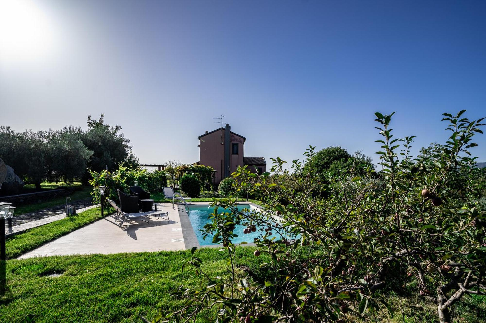 Villa Nake Residenza Artistica SantʼAlfio Exterior foto