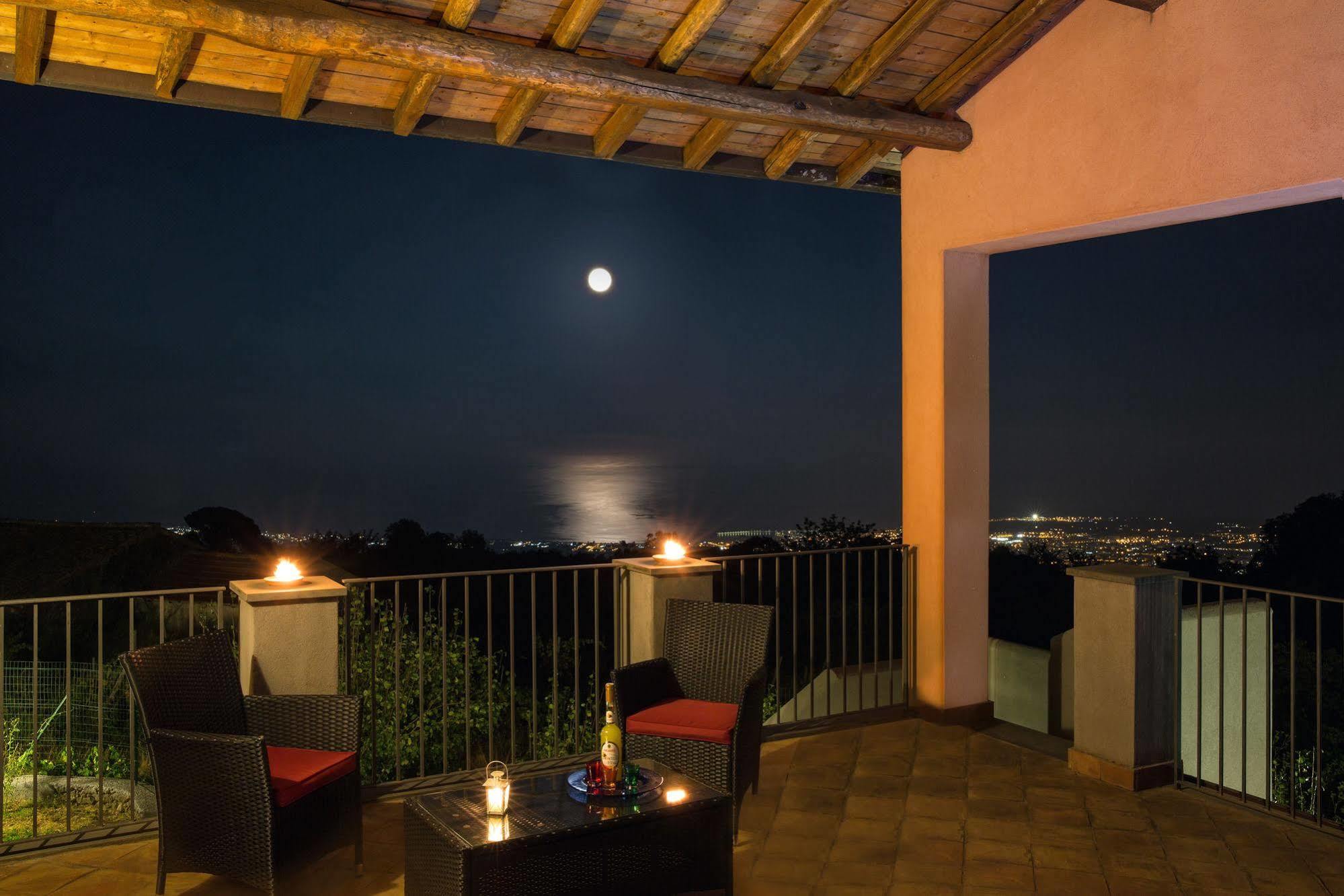 Villa Nake Residenza Artistica SantʼAlfio Exterior foto