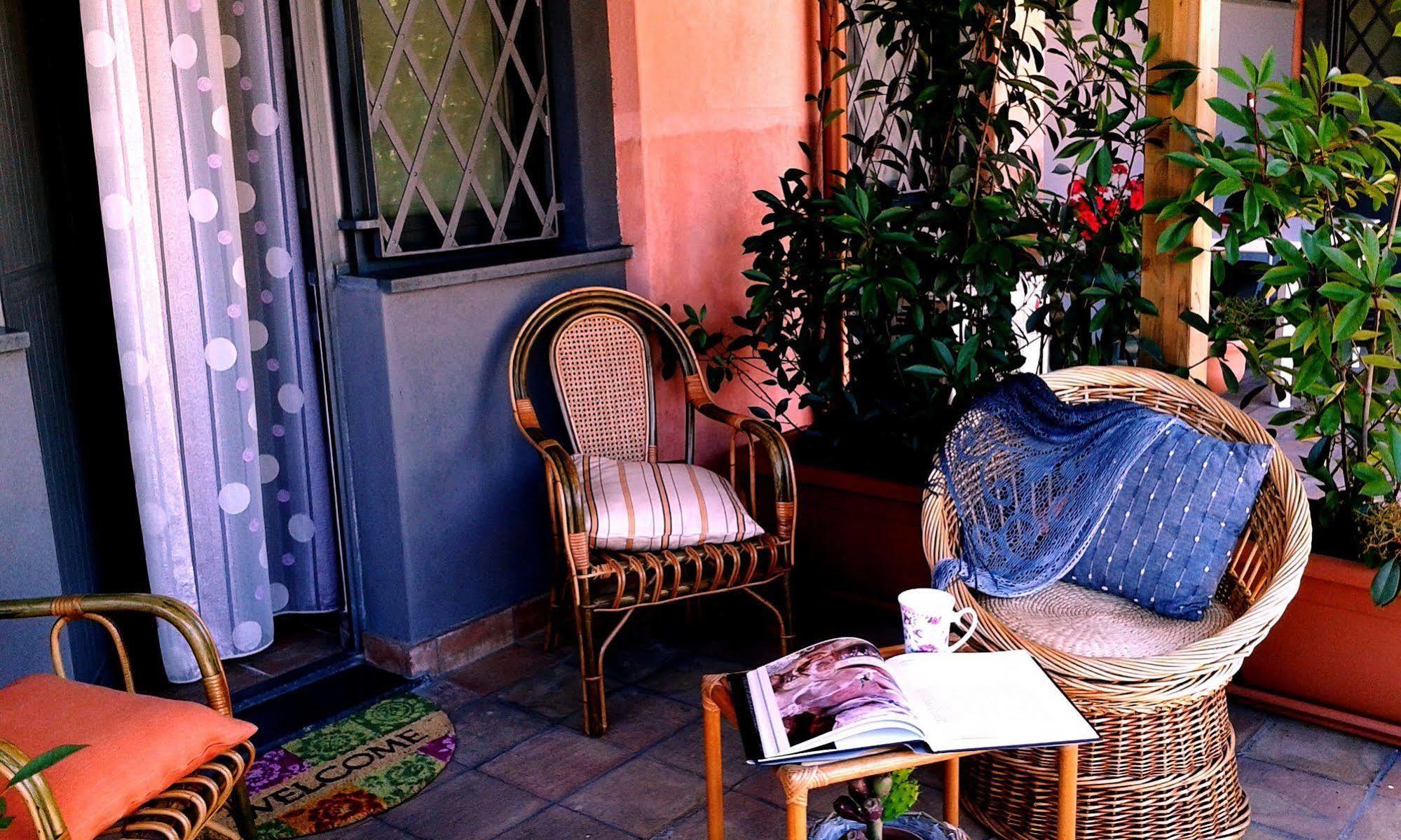 Villa Nake Residenza Artistica SantʼAlfio Exterior foto